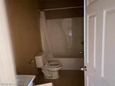 108 S Baker St unit A, Muldrow, OK 74948 - photo 5