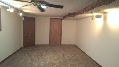 1518 Amarillo Dr, Carpentersville, IL 60110 - photo 4