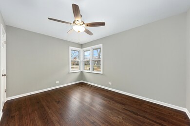 555 S 3rd Ave, Des Plaines, IL 60016 - photo 6