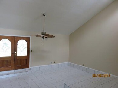 5506 Cypress Dr, Laredo, TX 78041 - photo 4