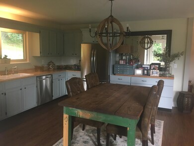 13450 kitchen