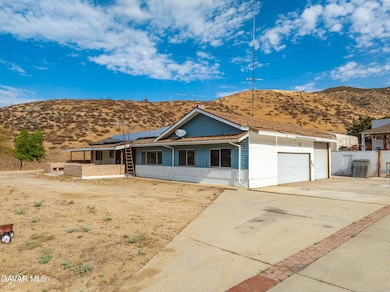 41063 Rulen Rd, Leona Valley, CA 93551 - photo 4