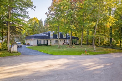 6323 Shadyside Dr, Erie, PA 16505 - photo 2