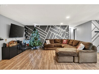 10800 SE Kathy Ln, Boring, OR 97009 - photo 6