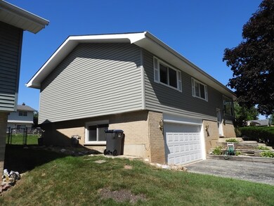 2726 Sallmon Ave, Waukegan, IL 60087 - photo 6