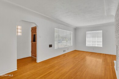 3111 Savannah Ave, El Paso, TX 79930 - photo 4