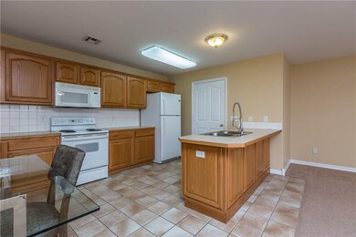 906 NW A St, Bentonville, AR 72712 - photo 3