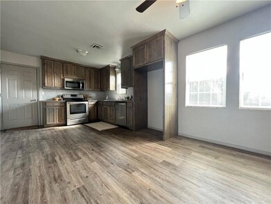 2301 Ellis Dr, Shawnee, OK 74804 - photo 4