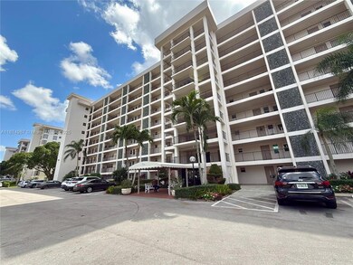 3100 N Palm Aire Dr unit 709, Pompano Beach, FL 33069 - photo 5