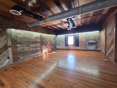 129 A N Jefferson St, Perry, FL 32347 - photo 5