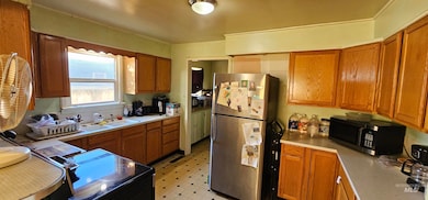 555 15th St, Vale, OR 97918 - photo 7