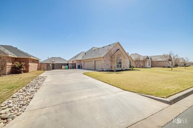 4718 Shadow Creek Dr, San Angelo, TX 76904 - photo 5