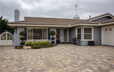 8511 Country Club Dr, Buena Park, CA 90621 - photo 2