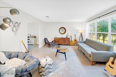 923 Park Forest Ln, Jacksonville, FL 32211 - photo 6