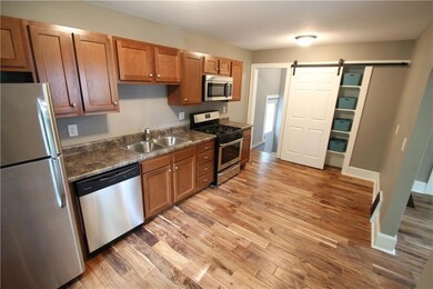 2015 31st St, Des Moines, IA 50310 - photo 4