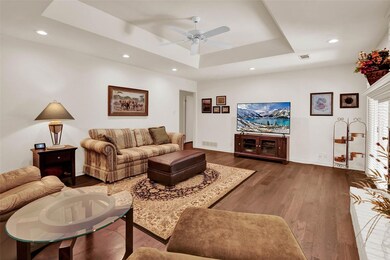 4016 Shadow Cir, Denison, TX 75020 - photo 5