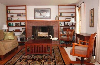 18 Pleasant St, South Deerfield, MA 01373 - photo 4