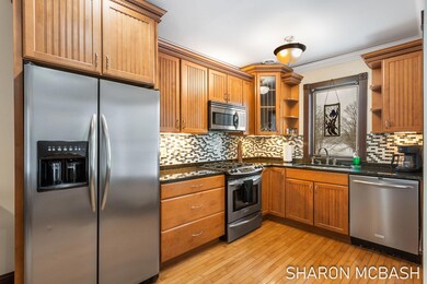 15-web-or-mls-11-e-chestnut-st-3