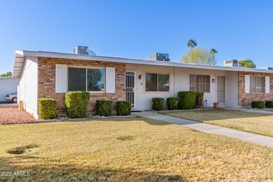 10867 W Thunderbird Blvd unit 22, Sun City, AZ 85351 - photo 4