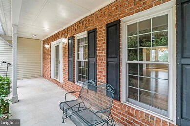 607 Oak Farm Ct, Lutherville Timonium, MD 21093 - photo 2