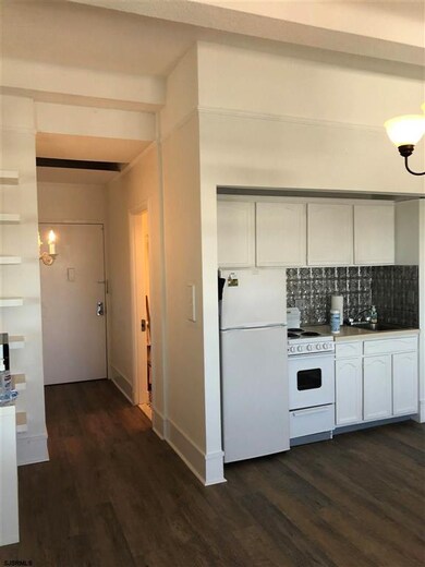 The Ritz unit 1215, Atlantic City, NJ 08401 - photo 4