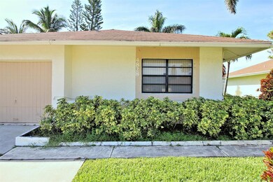 4828 Paulie Ct, West Palm Beach, FL 33415 - photo 3