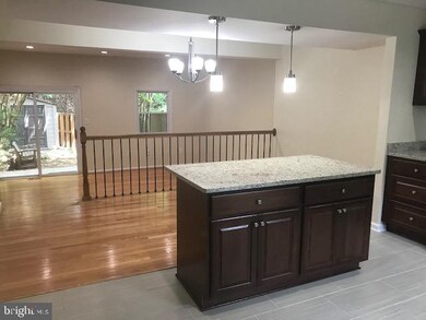 1960 Mariner Ln, Woodbridge, VA 22192 - photo 3