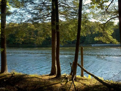 117 Hemlock Point Ct, Hawley, PA 18428 - photo 4