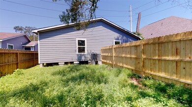 9118 Sandra St, Houston, TX 77016 - photo 7