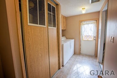 3066 1/2 Grosbeak Ct, Grand Junction, CO 81504 - photo 4