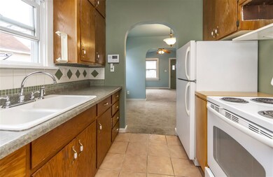 822 Byron Ave, Waterloo, IA 50702 - photo 3