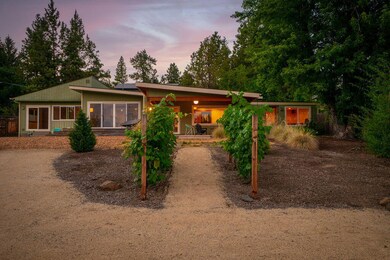 2146 NW 6th St, Bend, OR 97701 - photo 2