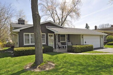 2633 N Evergreen Ave, Waukegan, IL 60087 - photo 2