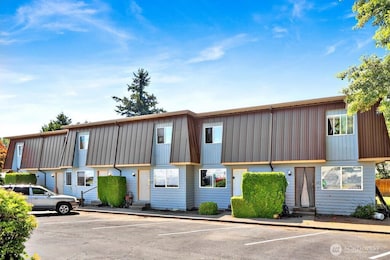 211 Maple St, Lynden, WA 98264 - photo 2