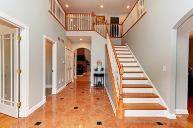 2044 Birch St, Des Plaines, IL 60018 - photo 5