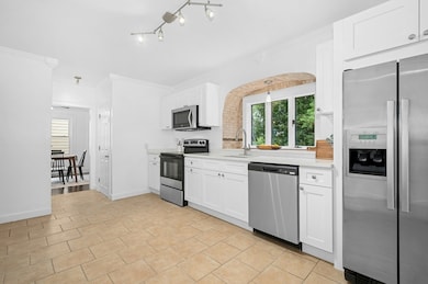 5 Coombs Rd, Worcester, MA 01602 - photo 2