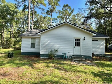 209 Mill Creek Rd, Crawfordville, FL 32327 - photo 3