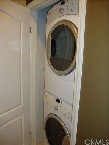 washer and dryer included