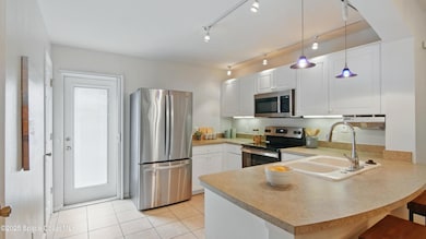 1160 Luminary Cir unit 105, Melbourne, FL 32901 - photo 6