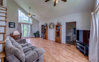 864 Pomona Rd, Crossville, TN 38571 - photo 2