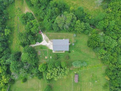 7117 Tarlton Rd, Circleville, OH 43113 - photo 2