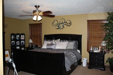 296 Abel Ln, Loogootee, IN 47553 - photo 3