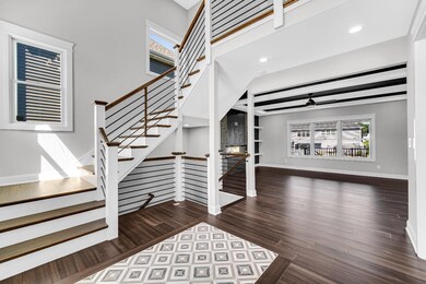 906 Sylvia Ln, Crown Point, IN 46307 - photo 2