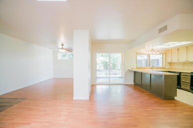 3018 W Wagoner Rd, Phoenix, AZ 85053 - photo 2