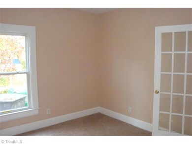 606 Forrest St, High Point, NC 27262 - photo 6