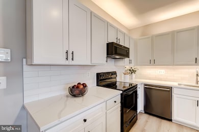 44848 Tiverton Square, Ashburn, VA 20147 - photo 5