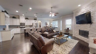 2826 Willow Ridge Cir, Granbury, TX 76049 - photo 6