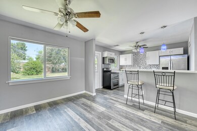 Dining & Kitchen