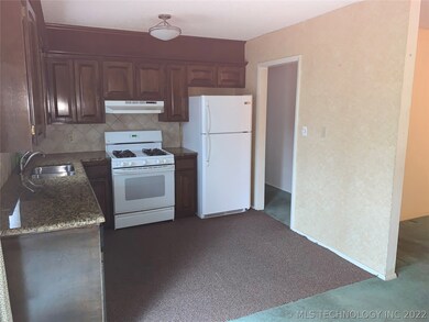 321 S Gum Ave, Broken Arrow, OK 74012 - photo 6