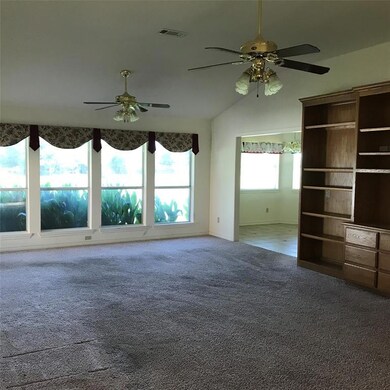 22112 Greenbriar Dr, Whitney, TX 76692 - photo 4